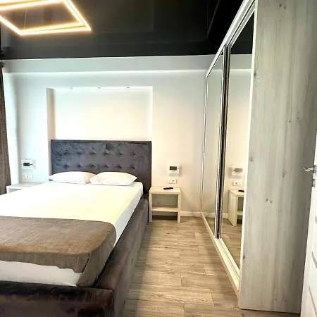 Almiro 10 * Năvodari